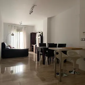 https://apartamento-de-lujo-calle-arroyo-27-alojasevilla.es-andalucia.com